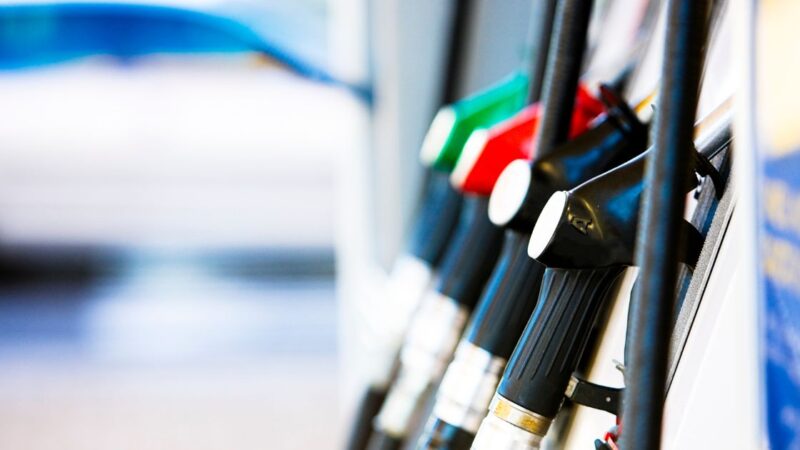 Aumento delle Accise sul Gasolio in Italia: Implicazioni e Reazioni